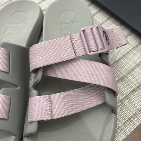 Chaco Women’s size 11
Solid mauve Violet - Picture 10 of 11